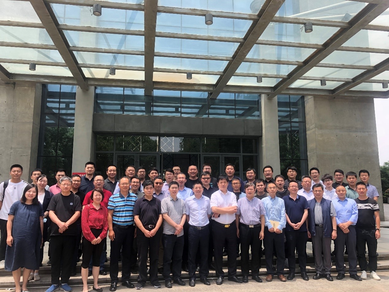 巨成第十六次营销工作会议合影